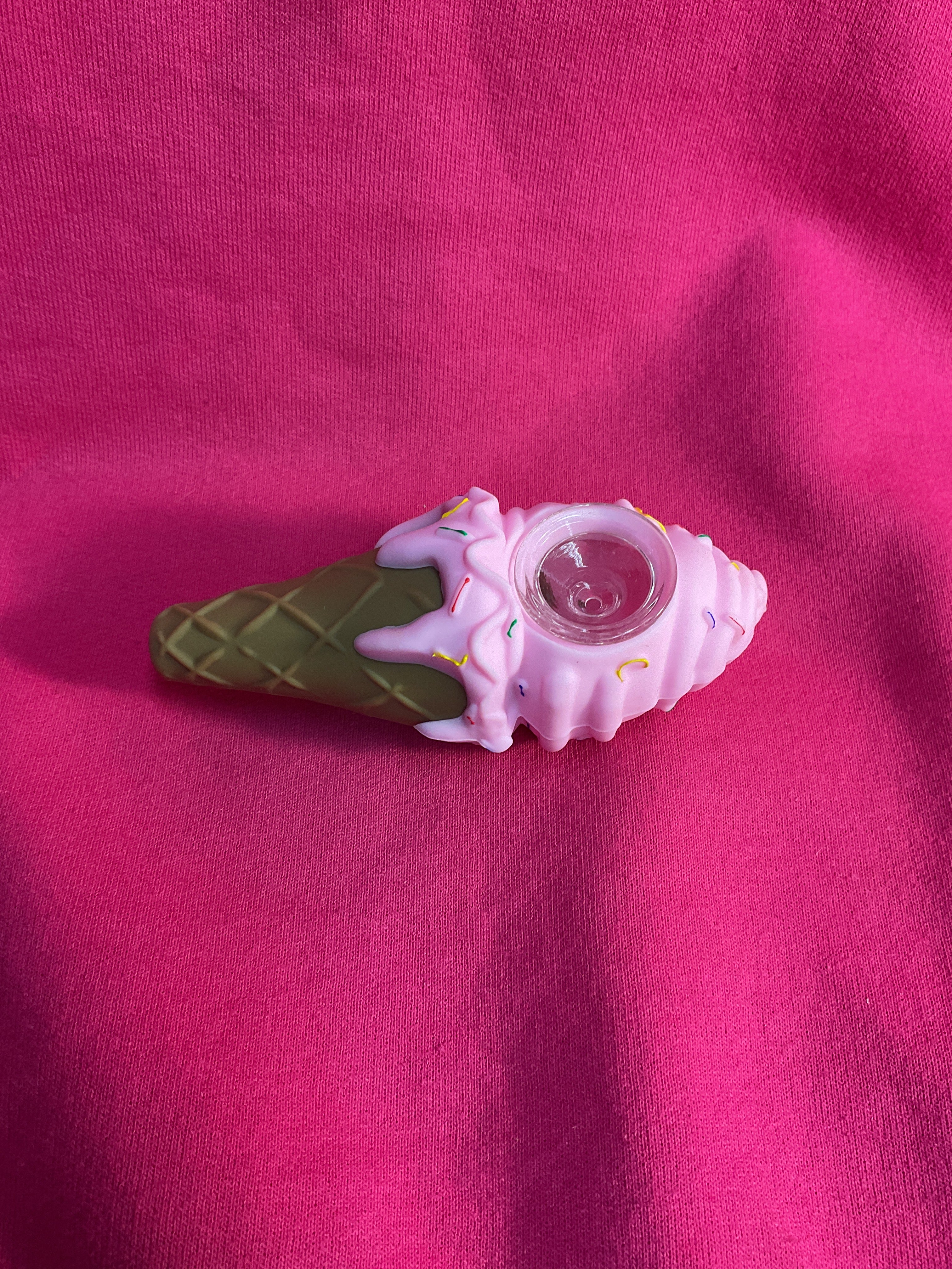 Sili lab ice cream cone pipe